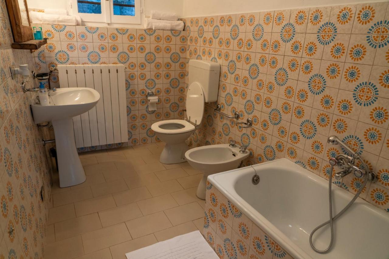 Lago Maggiore A 10 Minuti "Cascina Lavanda" Casalzuigno Exterior foto